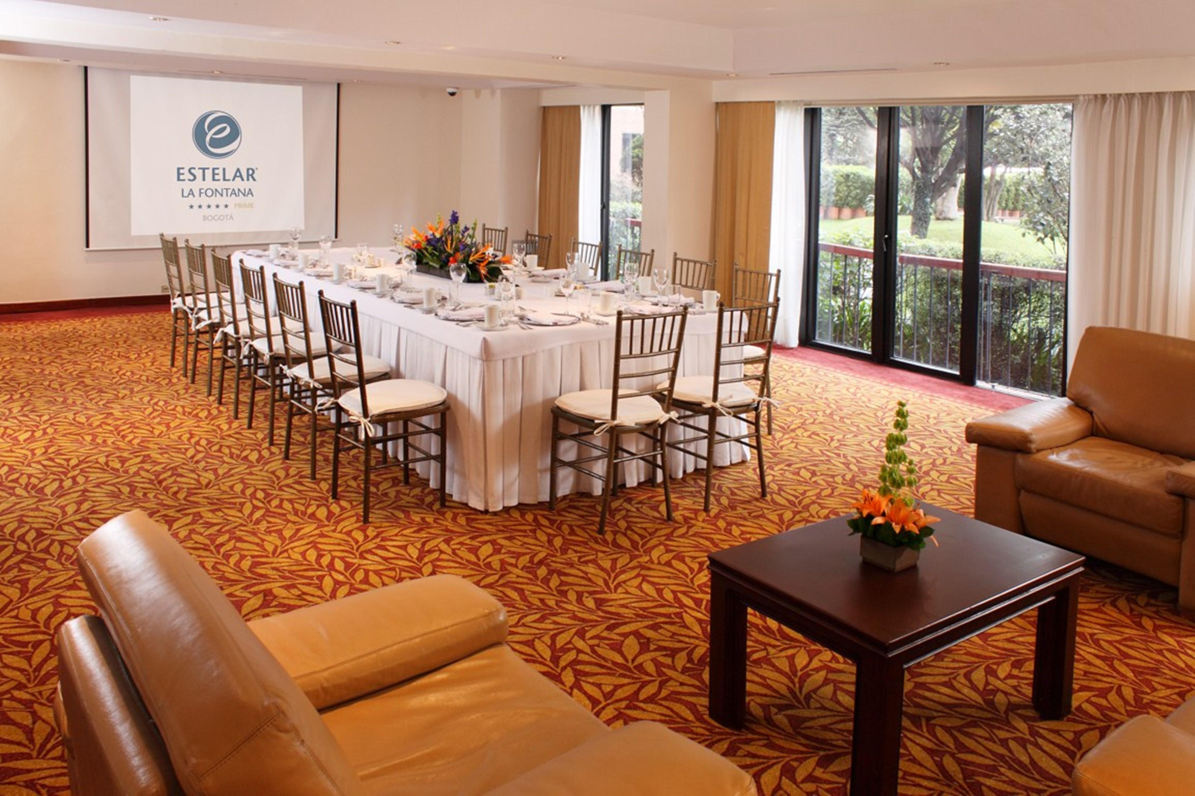 Hotel Estelar La Fontana Bogotá Exterior foto Meeting room