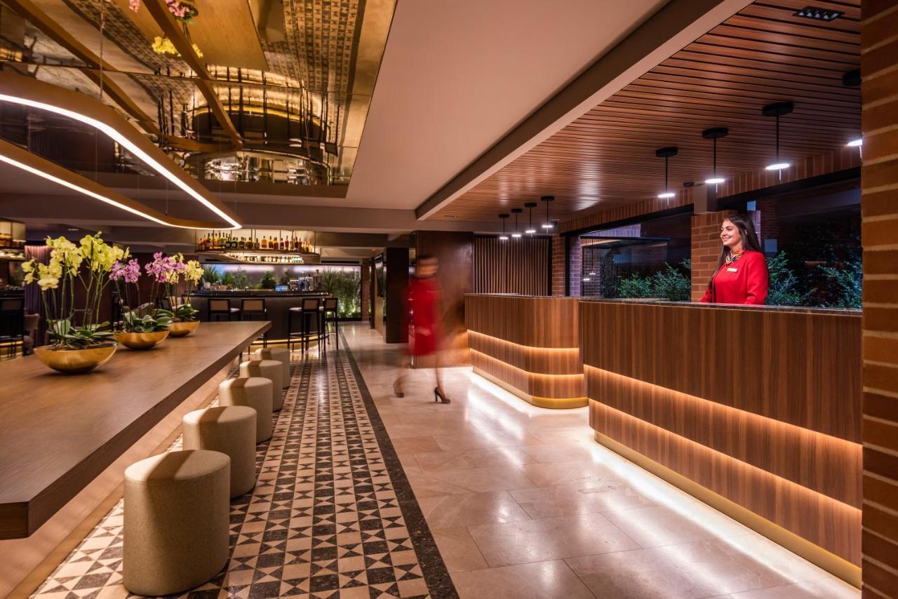 Hotel Estelar La Fontana Bogotá Exterior foto The new Thai First Class Lounge at Suvarnabhumi Airport